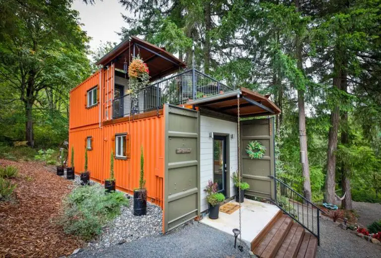 Container Tiny Home in Southwest Washington - USA