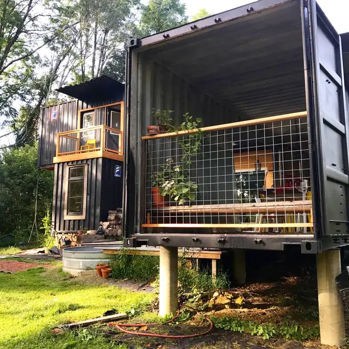 The Cornillon Shipping Container House - USA | Living in a Container