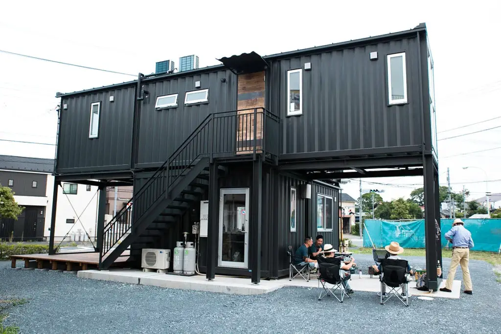 Japan's First Container House - Living in a Container