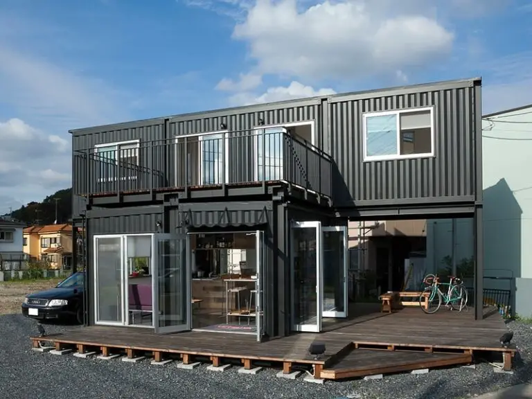 Japan's First Container House - Living in a Container