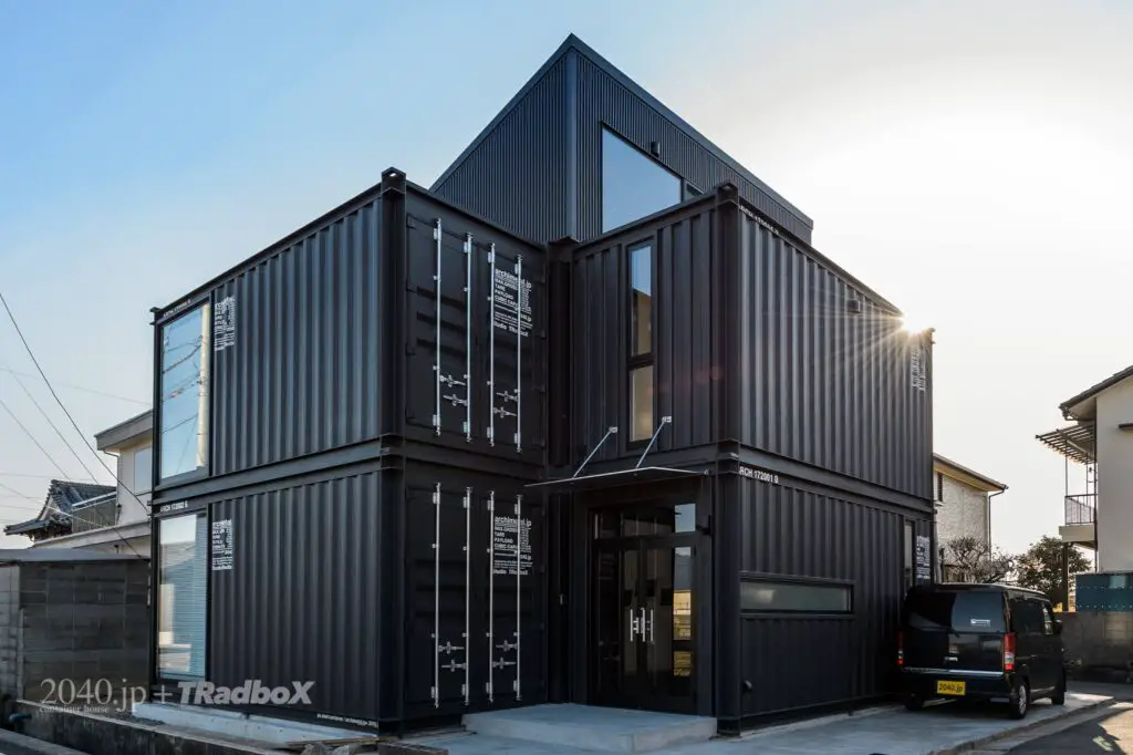 The Transformation of Shipping Containers into an Amazing Studio