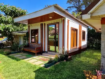 Innovative Small Scale Living Tiny Container Home Ideas