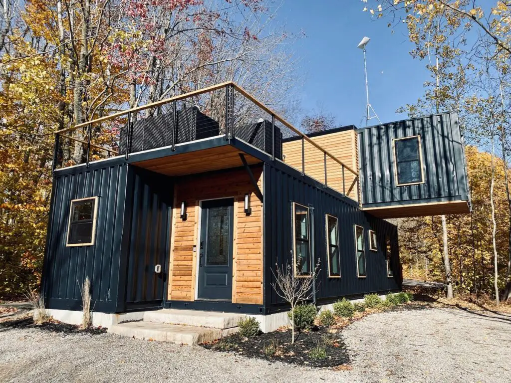 Airbnb Home Made With 3 High Cube Shipping Containers