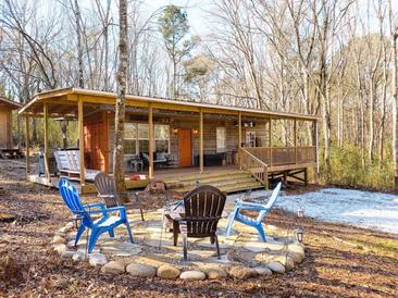 Modern Shipping Container House Design: A Cozy 2-Bedroom