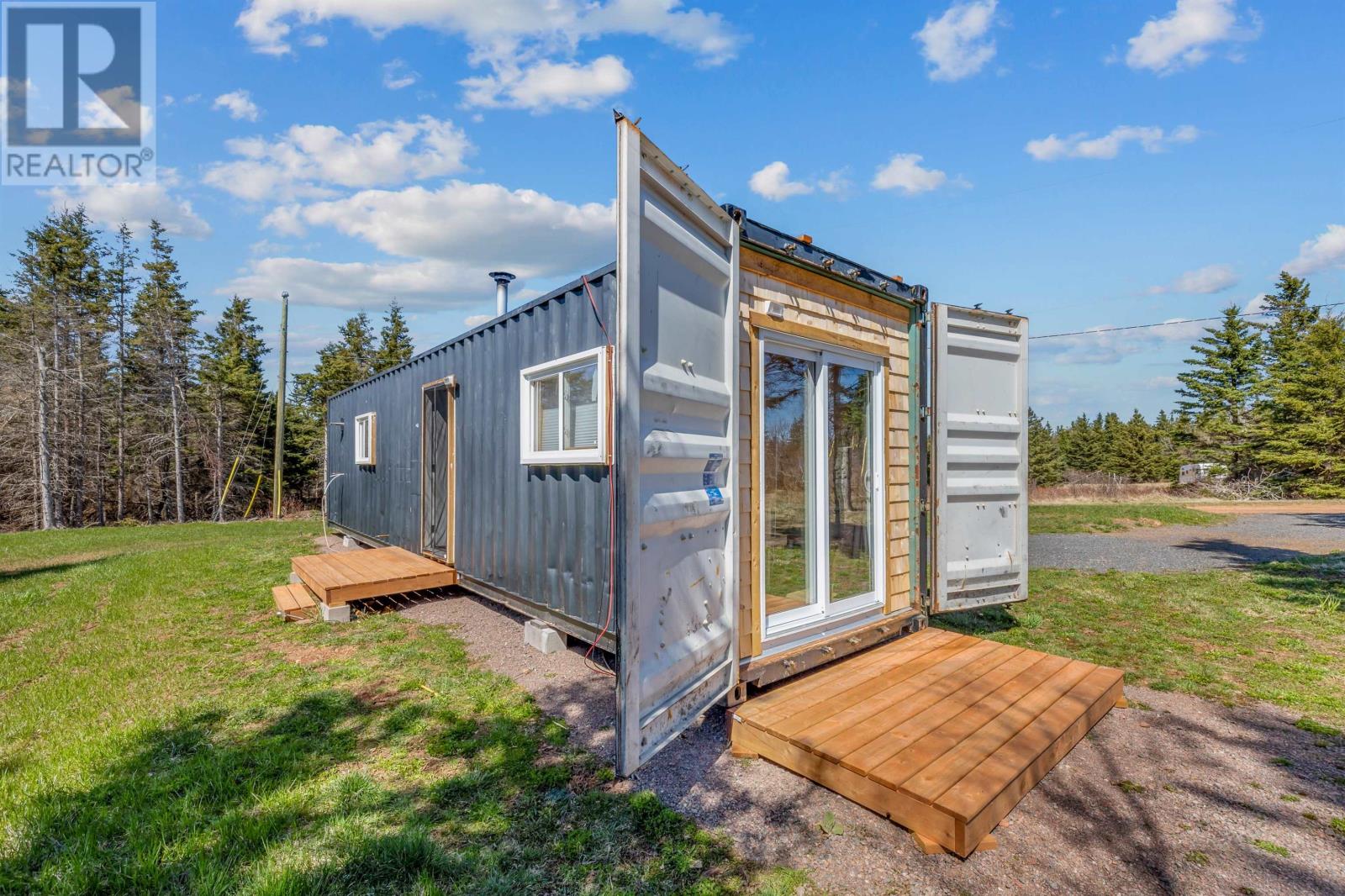 What Makes This $124K Container Home So Inviting?